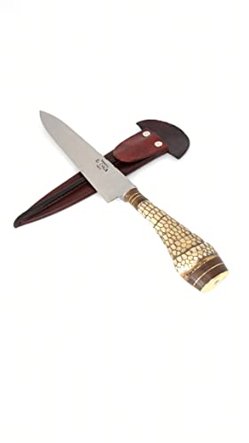 High resistance handcrafted dagger knife made in Argentina, with armadillo tail handle 10.62